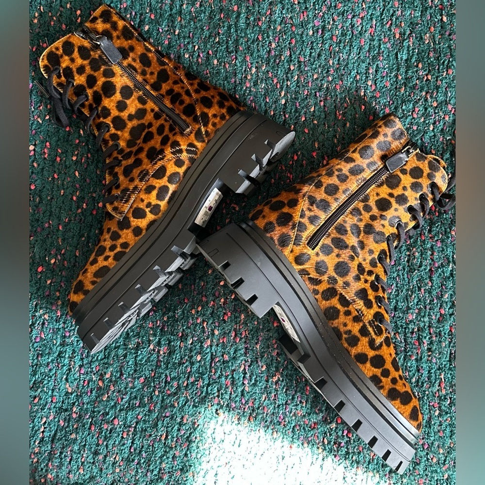 SOLD OUT Stuart Weitzman Bedford Sleek Leopard Calf Hair Boots NWT 5.5 $695 Rare - Picture 10 of 16